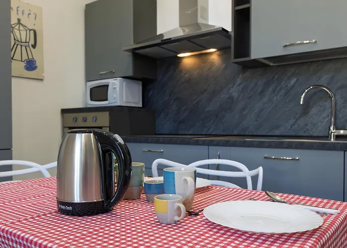 Apartment Nest Garbatella - Metro B Line Rom